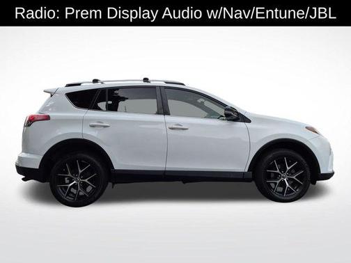 Super White 2016 Toyota RAV4 SE