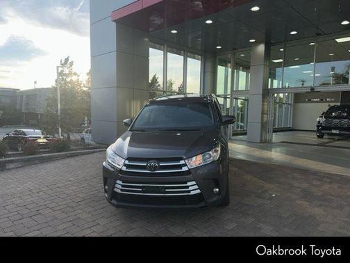 Predawn Gray Mica 2017 Toyota Highlander XLE