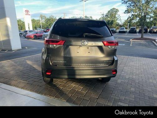 Predawn Gray Mica 2017 Toyota Highlander XLE