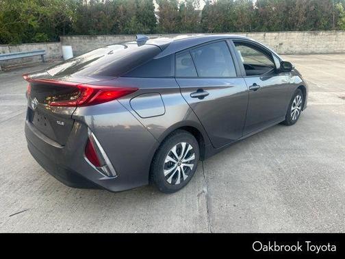 Magnetic Gray Metallic 2021 Toyota Prius Prime XLE
