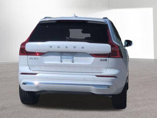 2022 Volvo XC60 B5 Inscription