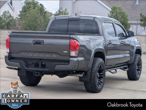 2017 Toyota Tacoma TRD Sport