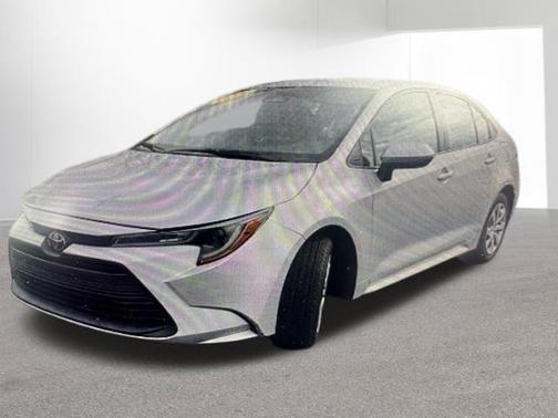 Classic Silver Metallic 2024 Toyota Corolla LE