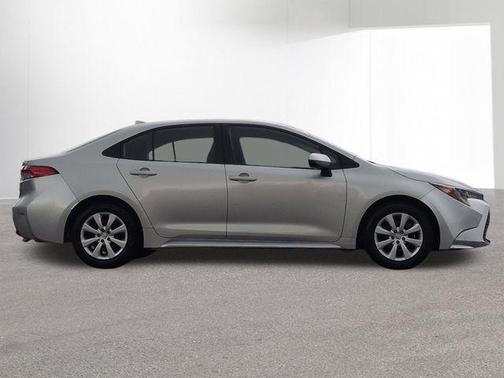 Classic Silver Metallic 2024 Toyota Corolla LE