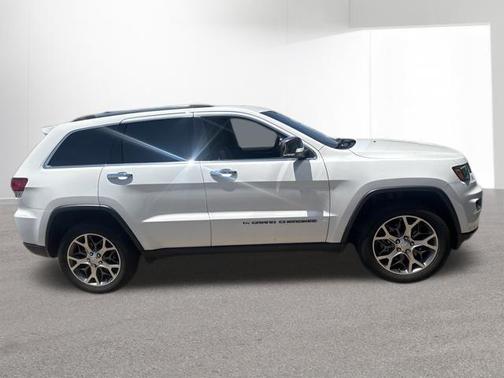 Bright White Clearcoat 2022 Jeep Grand Cherokee Limited