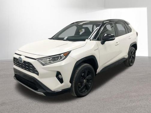 2020 Toyota RAV4 Hybrid SE