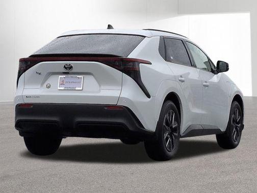 Wind Chill Pearl 2026 Toyota bZ XLE