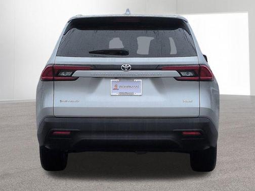 2025 Toyota Grand Highlander Hybrid XLE