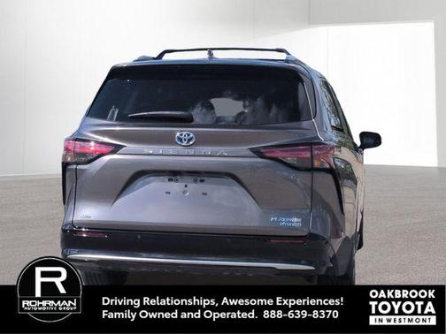 2022 Toyota Sienna Platinum 7 Passenger