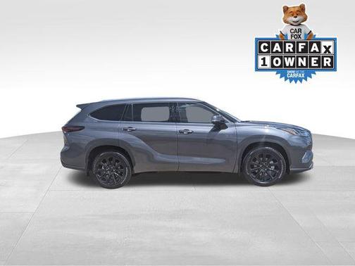 2025 Toyota Highlander Platinum