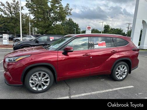 Ruby Flare Pearl 2026 Toyota Highlander Limited