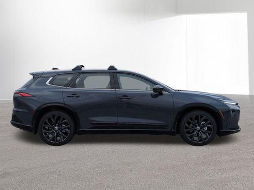2025 Toyota Crown Signia Limited