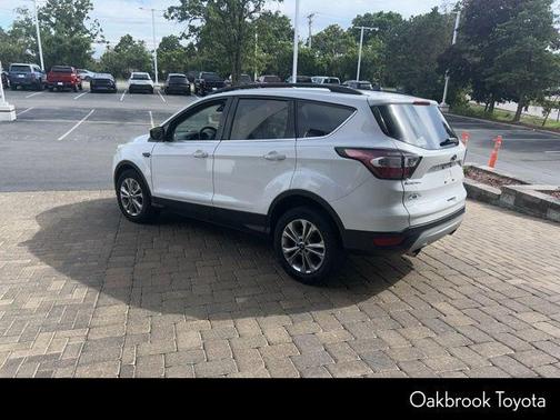 OXFORD WHITE 2018 Ford Escape SEL