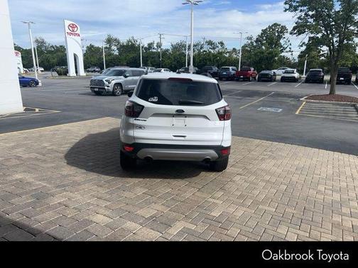 OXFORD WHITE 2018 Ford Escape SEL