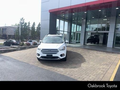 OXFORD WHITE 2018 Ford Escape SEL