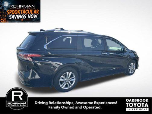 Midnight Black Metallic 2026 Toyota Sienna Limited