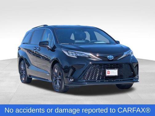 2021 Toyota Sienna XSE 7 Passenger
