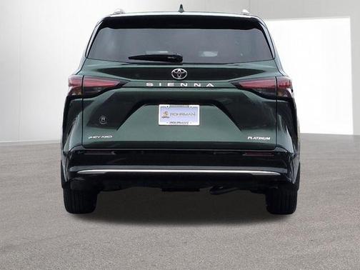 Cypress 2026 Toyota Sienna Platinum