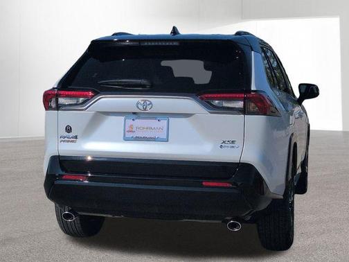 2025 Toyota RAV4 Hybrid SE