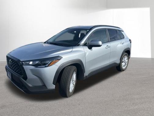 Sonic Silver 2024 Toyota Corolla Cross LE