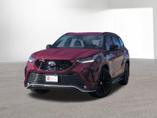 2025 Toyota Highlander XSE