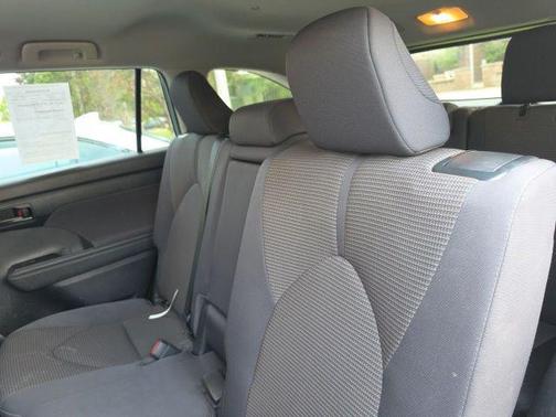 Cypress 2023 Toyota Highlander Hybrid LE