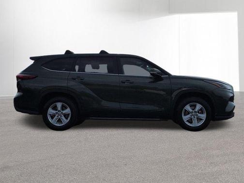 Cypress 2023 Toyota Highlander Hybrid LE