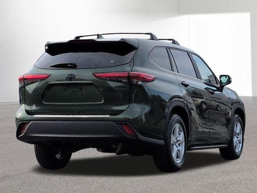 Cypress 2023 Toyota Highlander Hybrid LE