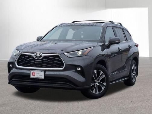 2025 Toyota Highlander Hybrid XLE