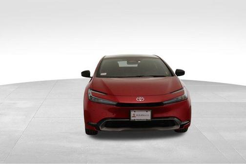 2025 Toyota Prius XLE