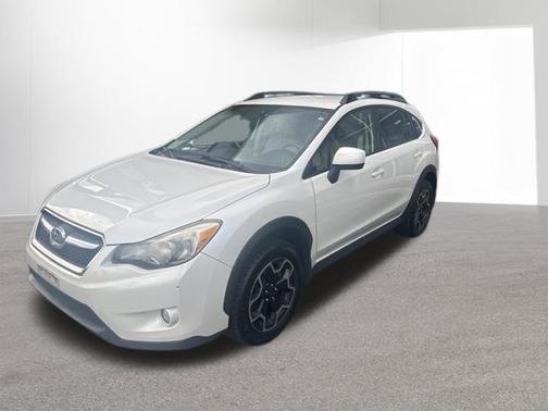 Satin White Pearl 2014 Subaru XV Crosstrek 2.0i Limited