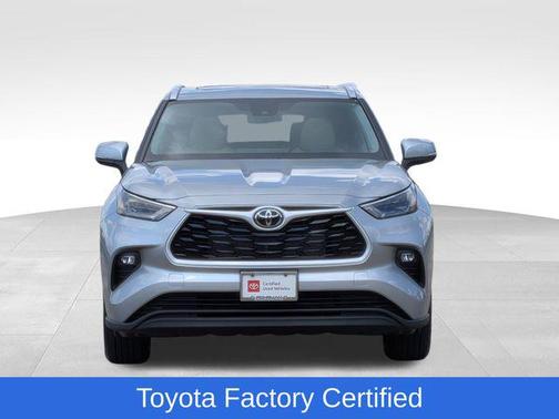 2025 Toyota Highlander Hybrid XLE