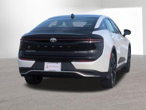 2026 Toyota Crown Platinum