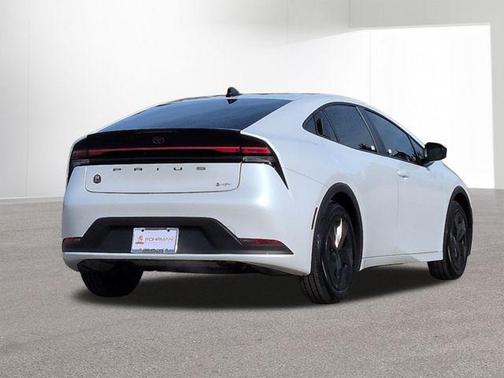 2026 Toyota Prius LE