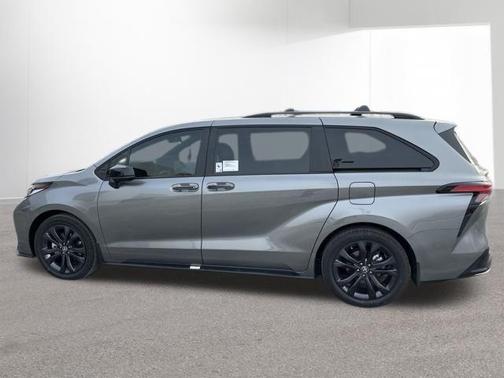 2026 Toyota Sienna XSE 7 Passenger