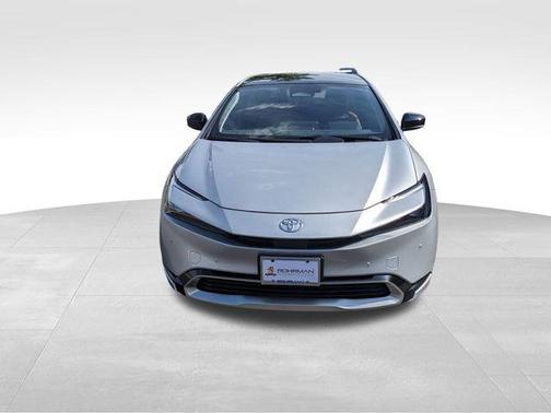 2025 Toyota Prius L