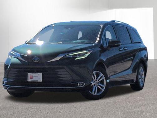 2022 Toyota Sienna Platinum
