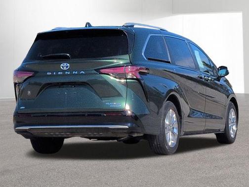 2022 Toyota Sienna Platinum