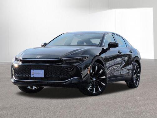 2026 Toyota Crown Platinum