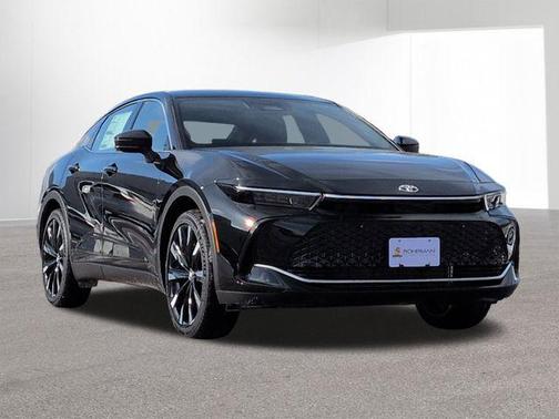 2026 Toyota Crown Platinum