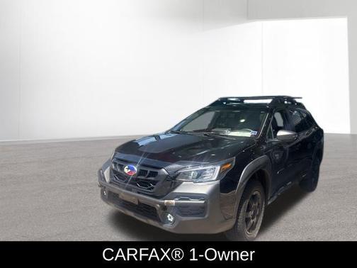 Crystal Black Silica 2024 Subaru Outback Wilderness