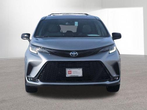 2025 Toyota Sienna XSE 7 Passenger