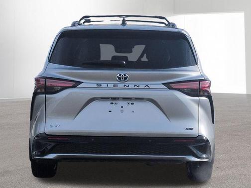 2025 Toyota Sienna XSE 7 Passenger