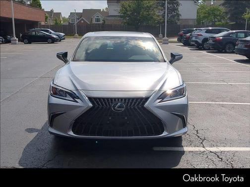 2025 Lexus ES 300h Base