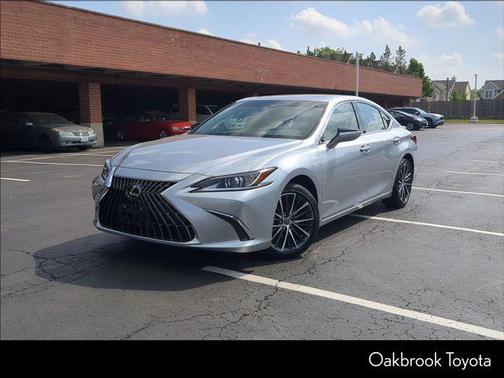 2025 Lexus ES 300h Base