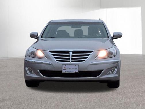 2013 Hyundai Genesis 3.8