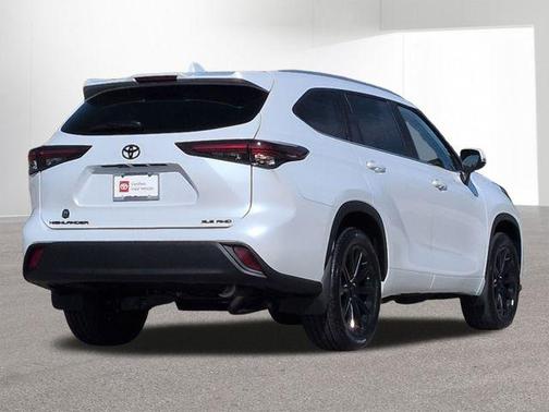 2026 Toyota Highlander XLE