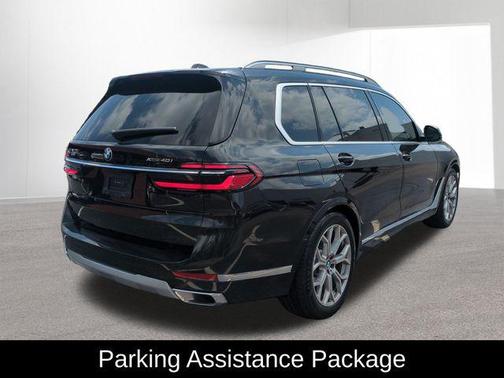 Black Sapphire Metallic 2025 BMW X7 xDrive40i