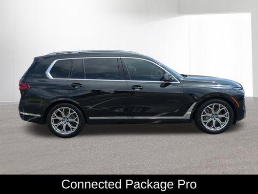 Black Sapphire Metallic 2025 BMW X7 xDrive40i