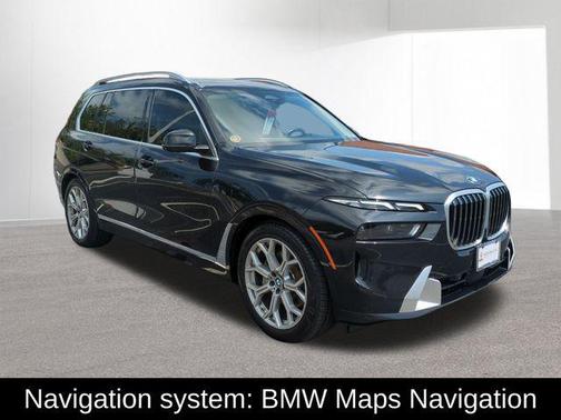 Black Sapphire Metallic 2025 BMW X7 xDrive40i